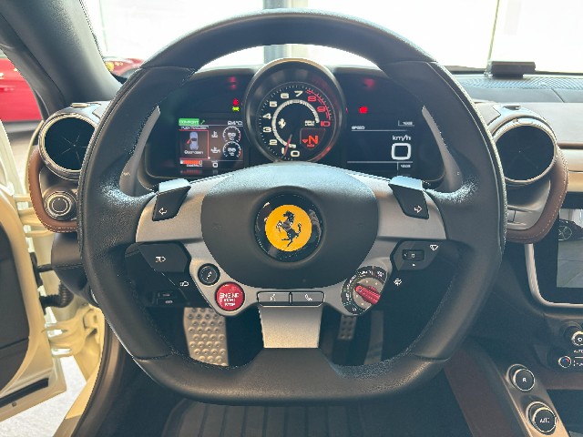FERRARI GTC4 LUSSO 2017 Image 34