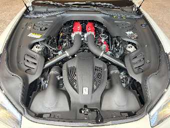 FERRARI GTC4 LUSSO 2017 Image 42