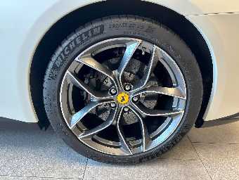FERRARI GTC4 LUSSO 2017 Image 10