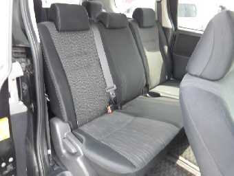 TOYOTA NOAH 2013 Image 15