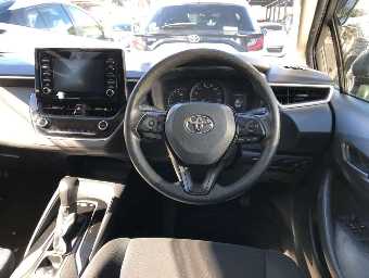 TOYOTA COROLLA TOURING 2020 Image 6