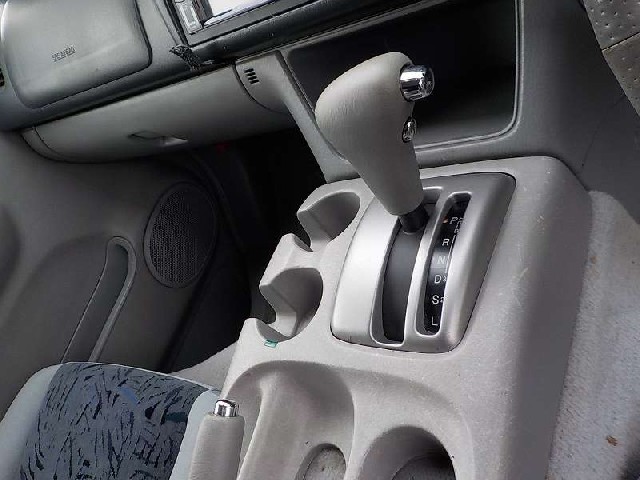 MAZDA BONGO FRIENDEE 2001 Image 26