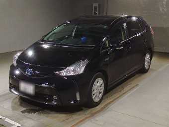 TOYOTA PRIUS ALPHA 2015 Image 1