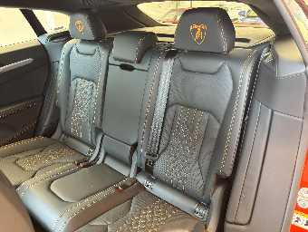 LAMBORGHINI URUS 2025 Image 21