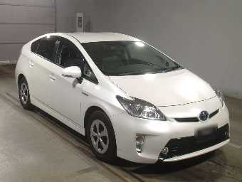 TOYOTA PRIUS 2015 Image 3