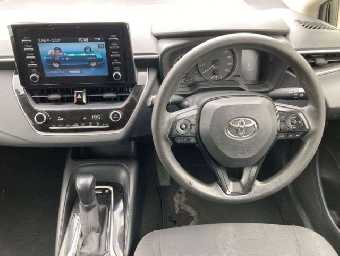 TOYOTA COROLLA TOURING 2020 Image 6