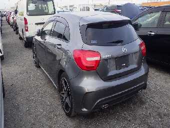 MERCEDES BENZ A CLASS 2013 Image 3