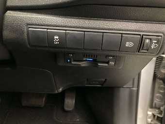 TOYOTA COROLLA TOURING 2020 Image 7