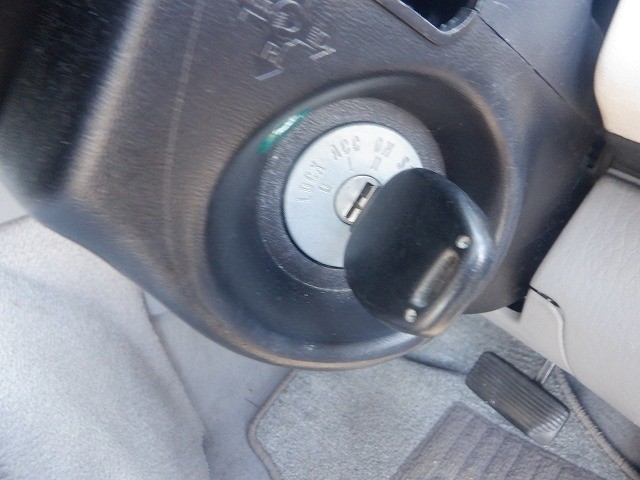 MAZDA BONGO FRIENDEE 1999 Image 24