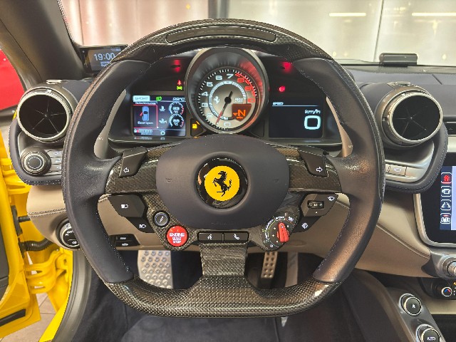 FERRARI GTC4 LUSSO 2020 Image 34