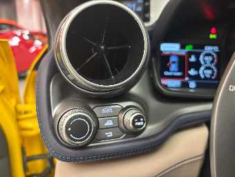 FERRARI GTC4 LUSSO 2020 Image 33