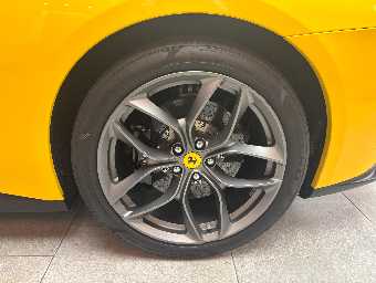 FERRARI GTC4 LUSSO 2020 Image 10