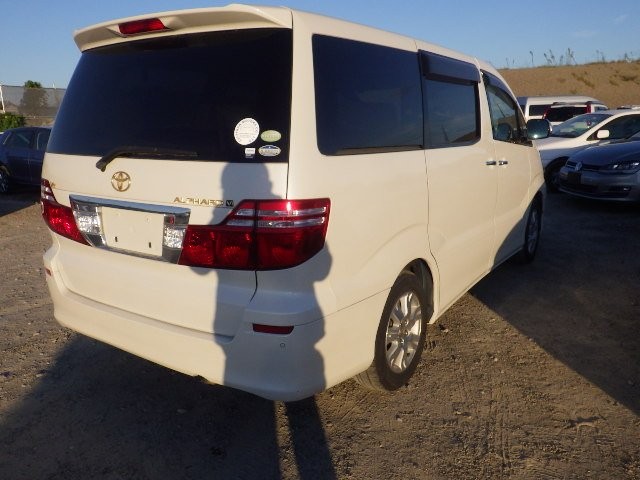 TOYOTA ALPHARD 2006 Image 30