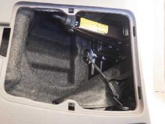 TOYOTA ALPHARD 2006 Image 25