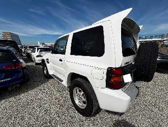 MITSUBISHI PAJERO 1998 Image 2