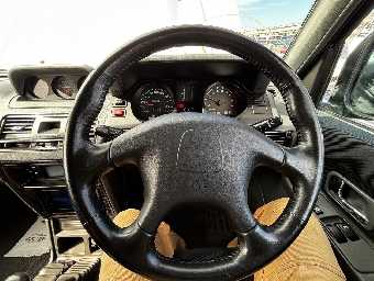 MITSUBISHI PAJERO 1998 Image 17