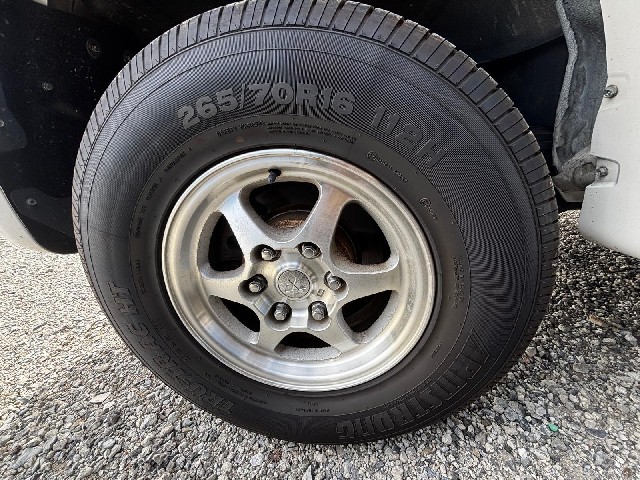 MITSUBISHI PAJERO 1998 Image 25