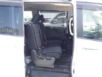 NISSAN SERENA 2020 Image 8