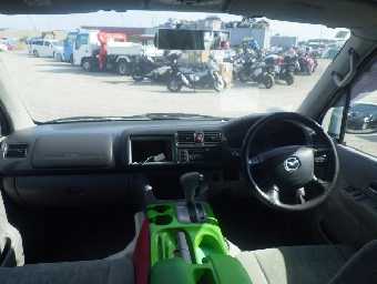 MAZDA BONGO FRIENDEE 2001 Image 7