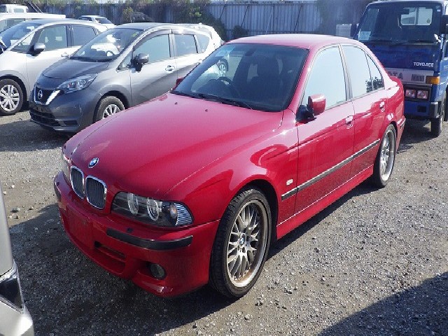 BMW 5 SERIES 2002 Image 19
