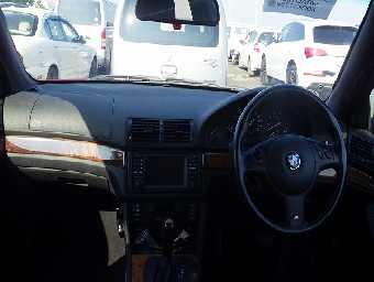 BMW 5 SERIES 2002 Image 6