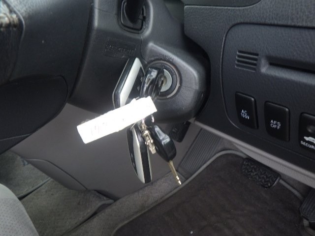 TOYOTA ALPHARD 2005 Image 20