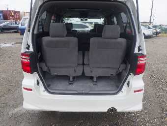 TOYOTA ALPHARD 2005 Image 16