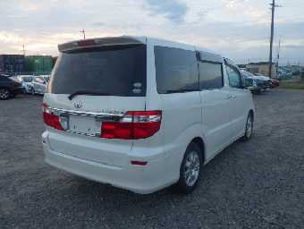 TOYOTA ALPHARD 2004 Image 4