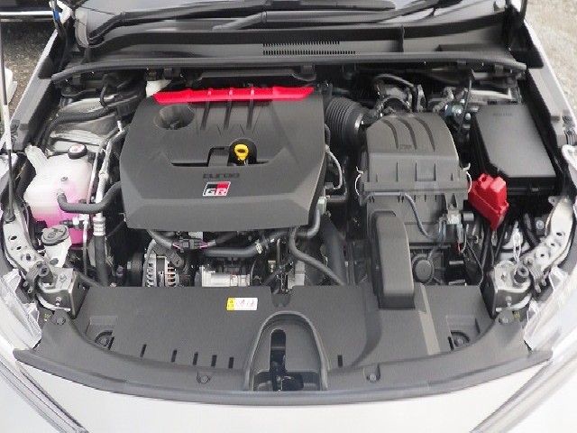 TOYOTA GR COROLLA 2025 Image 28