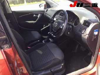 VOLKSWAGEN POLO 2015 Image 4