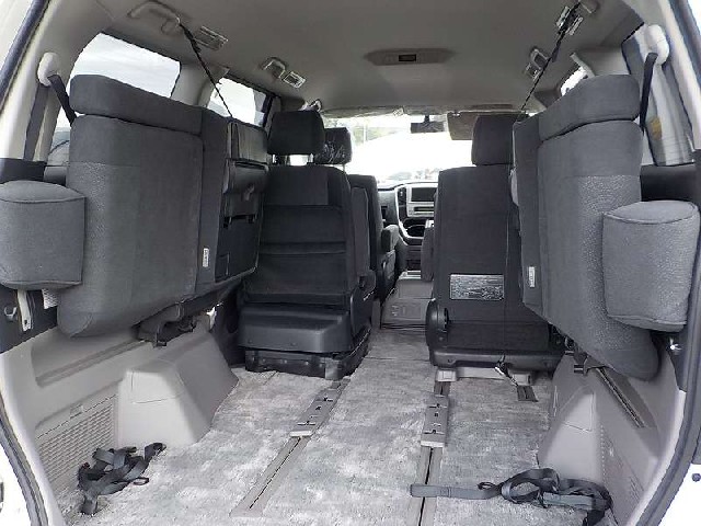 TOYOTA ALPHARD 2006 Image 46