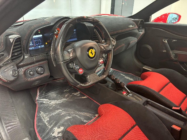 FERRARI 458 SPECIALE 2014 Image 21