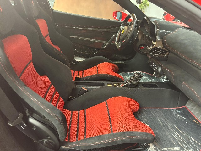 FERRARI 458 SPECIALE 2014 Image 26