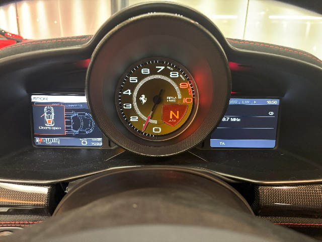 FERRARI 458 SPECIALE 2014 Image 30