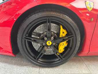 FERRARI 458 SPECIALE 2014 Image 9