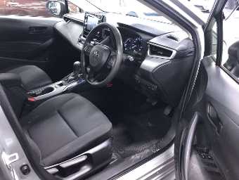 TOYOTA COROLLA TOURING 2020 Image 5