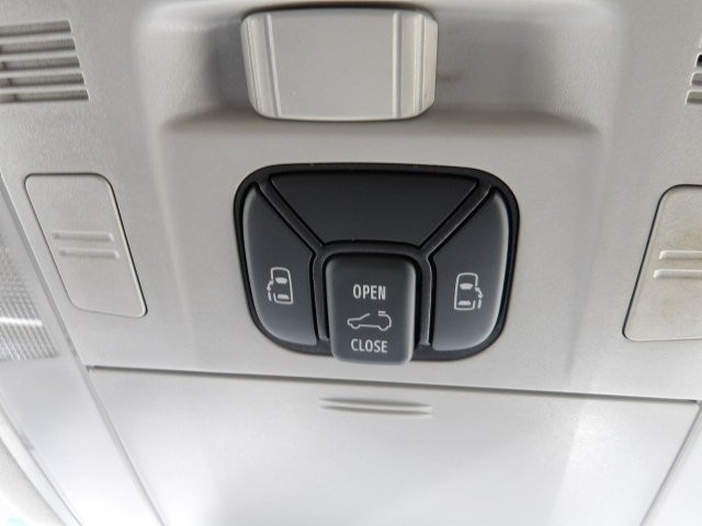 TOYOTA ALPHARD 2008 Image 30