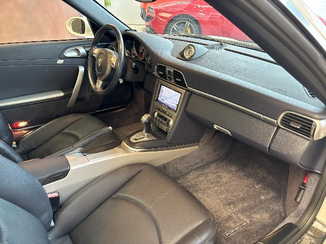 PORSCHE 911 2007 Image 27