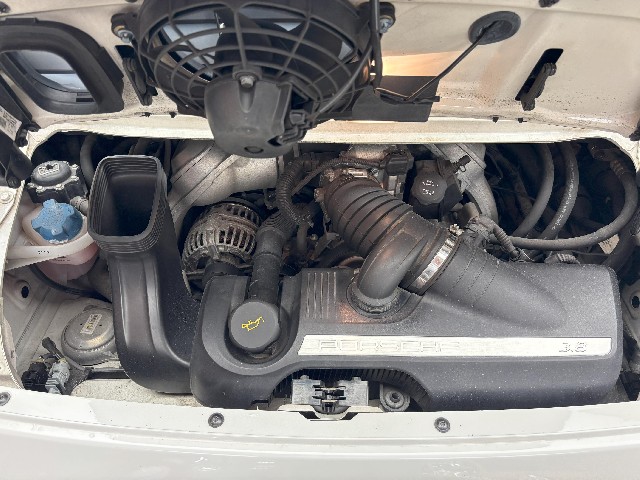 PORSCHE 911 2007 Image 32