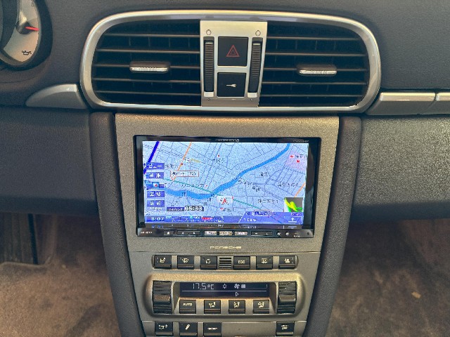 PORSCHE 911 2007 Image 38