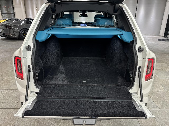 ROLLS ROYCE CULLINAN 2026 Image 35