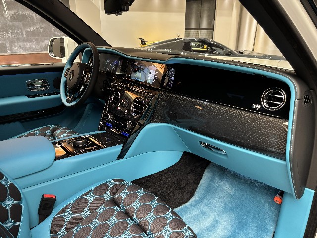 ROLLS ROYCE CULLINAN 2026 Image 36