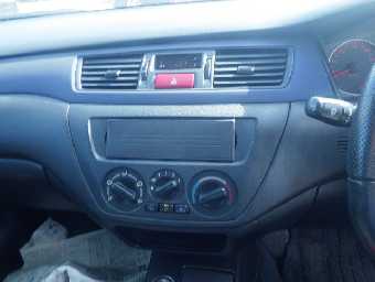 MITSUBISHI LANCER 2003 Image 10