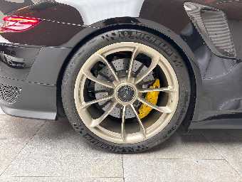 PORSCHE 911 2019 Image 11