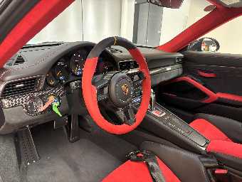 PORSCHE 911 2019 Image 15