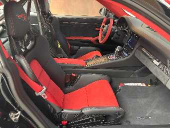 PORSCHE 911 2019 Image 24