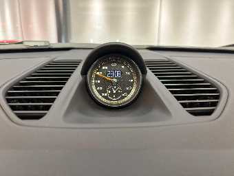 PORSCHE 911 2019 Image 32