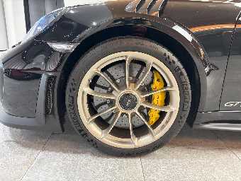 PORSCHE 911 2019 Image 9