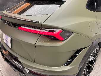 LAMBORGHINI URUS 2024 Image 14
