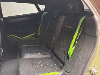 LAMBORGHINI URUS 2024 Image 21